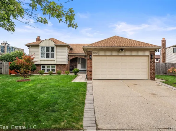 15461 Vincent St, Clinton Township, MI 48038