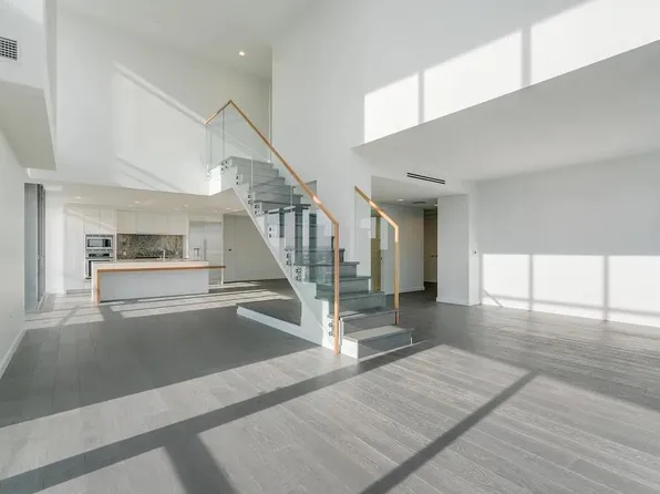 320 Adolphus Avenue 316 image 2 of 35