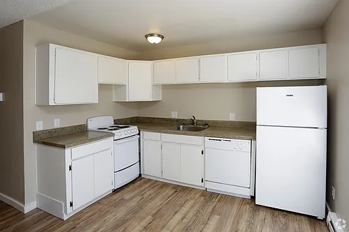 4440 E Pikes Peak Ave #323 Photo 1