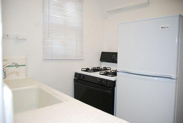 1st image of 2881 Mission Blvd