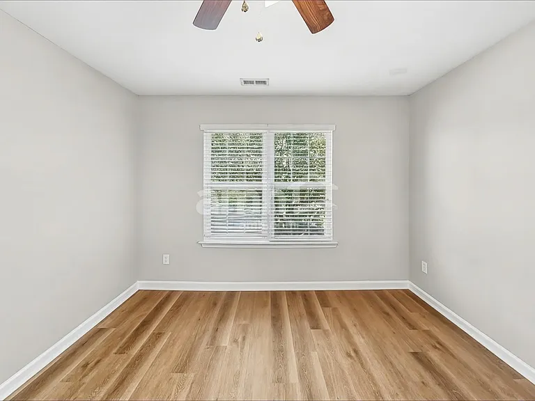 10116 Hawkeye Dr — Photo 16