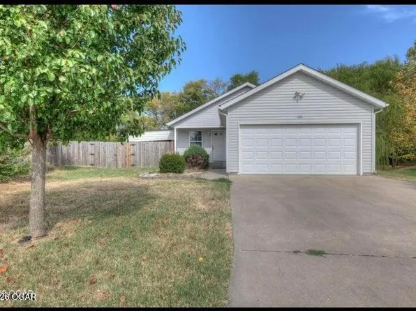 1413 W 12th St, Webb City, MO 64870