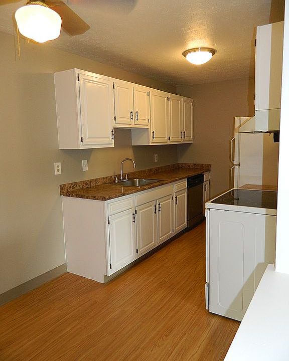 1st image of 9521 Sunrise Blvd Unit 6