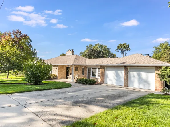 460 S Sleight St, Naperville, IL 60540