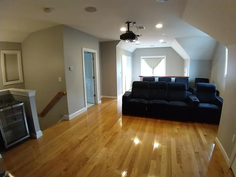 176 Charles St — Photo 14