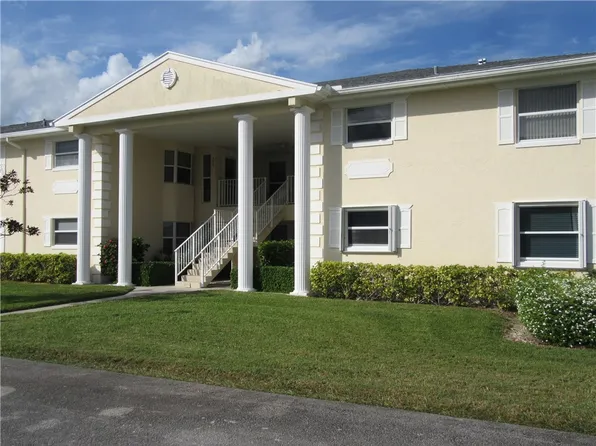 670 E Lake Jasmine Cir APT 106, Vero Beach, FL 32962