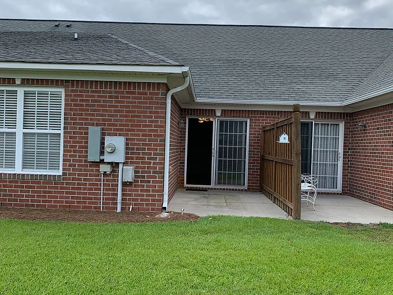 1032 Bridgeport Way — Photo 13