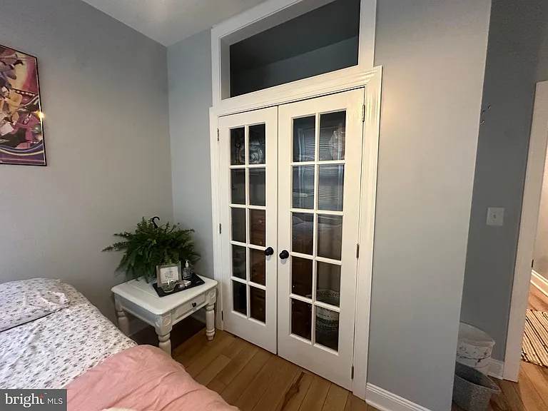 2512 Nicholas St — Photo 12