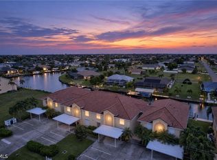 925 SW 47th Ter APT 201, Cape Coral, FL 33914