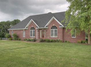 3285 Huntertown Rd, Versailles, KY 40383