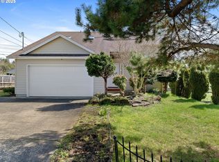 1536 6th St, Astoria, OR 97103