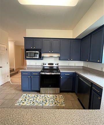4th image of 24 Houmas Pl APT A