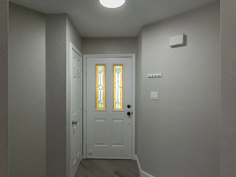 3142 Royal Gable Dr — Photo 4