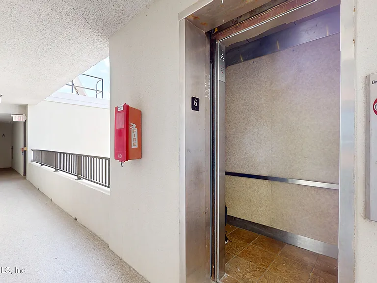 2100 Ocean Dr #Penthouse 2 — Photo 33