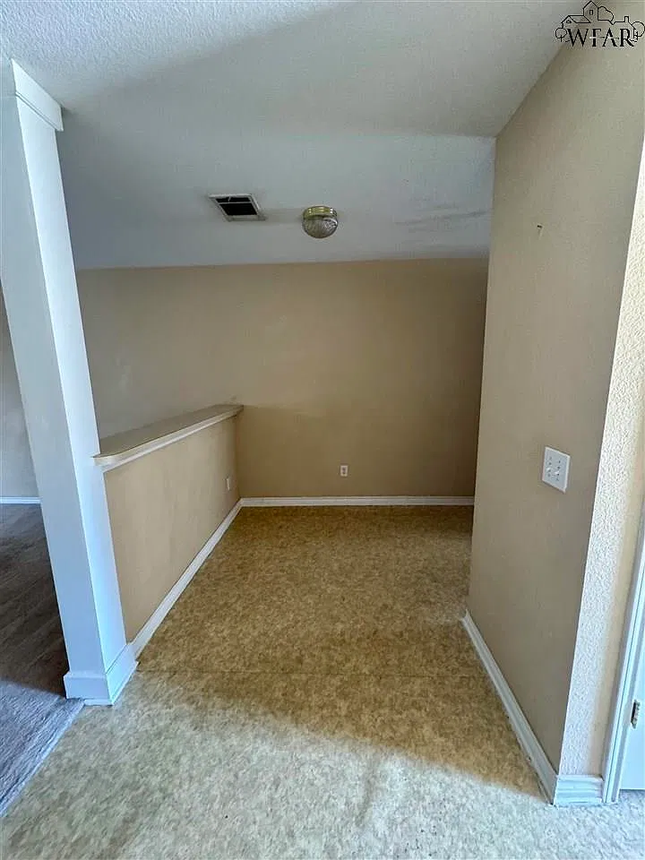 2 bed, 2.0 bath, 1324 sqft, $1,300 — Photo 4