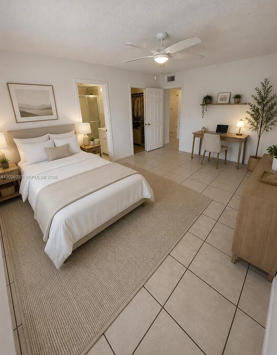 Horizons West Condo #2 — Photo 2