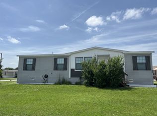 55 Drake Ln, Beecher, IL 60401