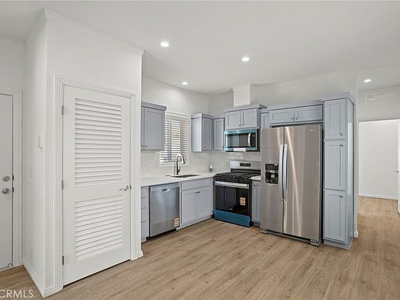 4th image of 6154 Mission Blvd #66