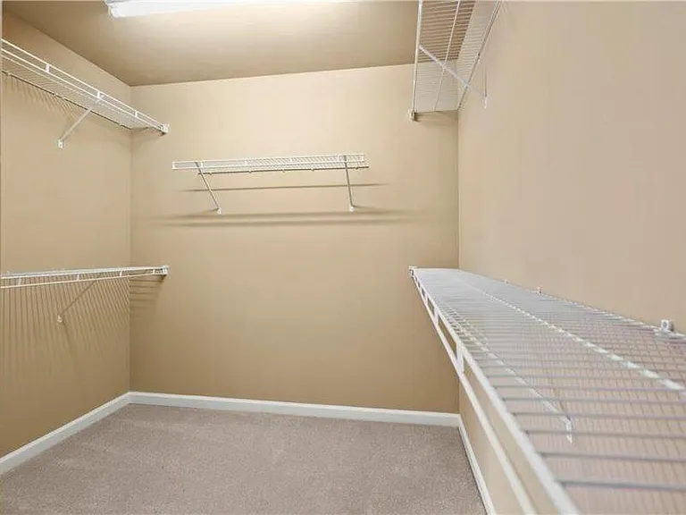 2080 Vistoria Dr — Photo 20