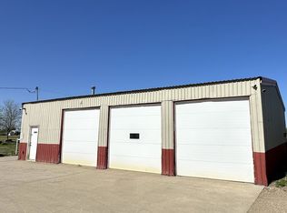 2826 S Us Highway 281 #1, Aberdeen, SD 57401