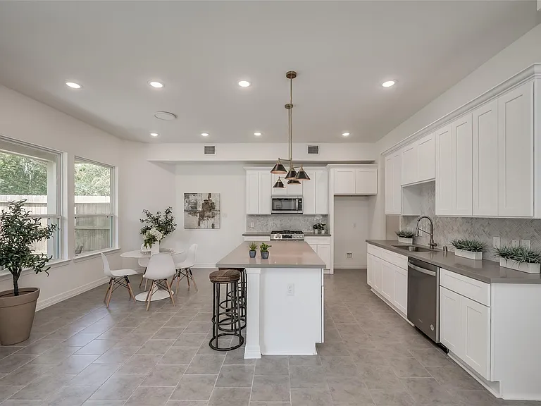 3510 Talia Wood Ct — Photo 4