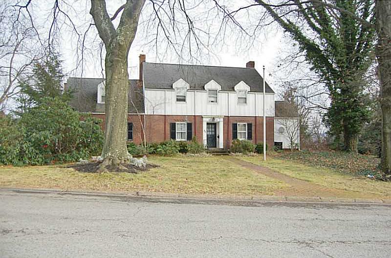 1st image of 44 Woodland Ave