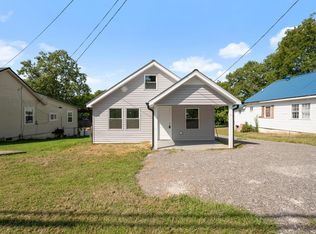 806 S McCrary St, Woodbury, TN 37190