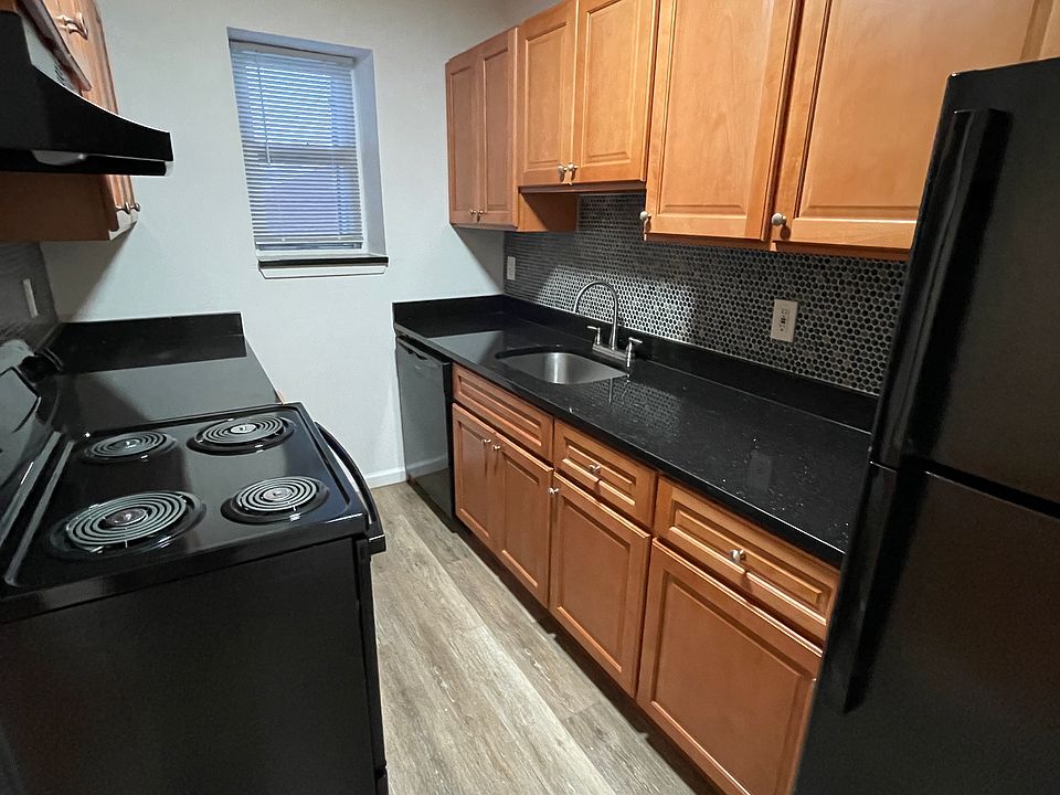 2nd image of 317C Central Ave #317C