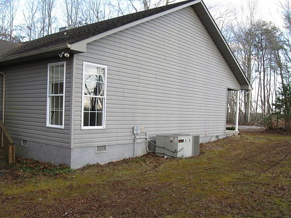 4th image of 150 Green Acres Dr