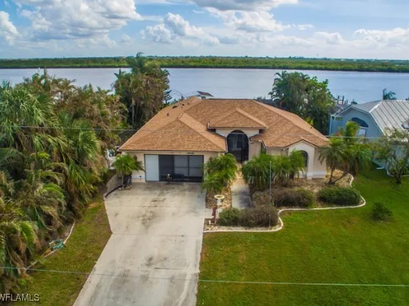 3608 Peace River Dr, Punta Gorda, FL 33983