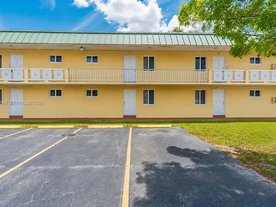 1st image of 505 NW 177th St APT 136