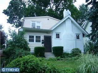 220 Birchwood Rd, Aldan, PA 19018