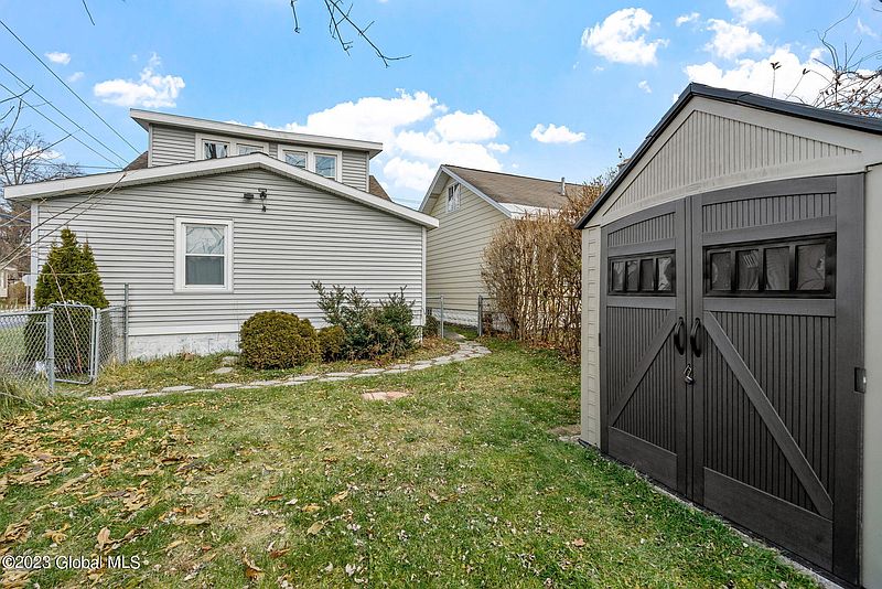 3rd image of 357 Glen Avenue