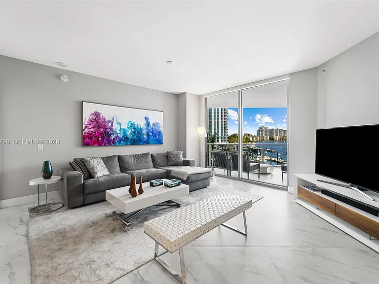 17111 Biscayne Blvd #307 — Photo 6