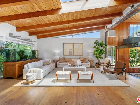 1470 N Tigertail Rd, Los Angeles, CA 90049