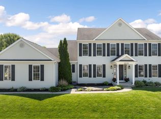 18130 Farmington Hills Dr, South Bend, IN 46637