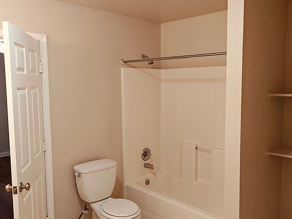 2nd image of 327 N Tipton St