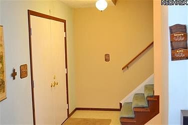 3rd image of 9602 Greenway Dr