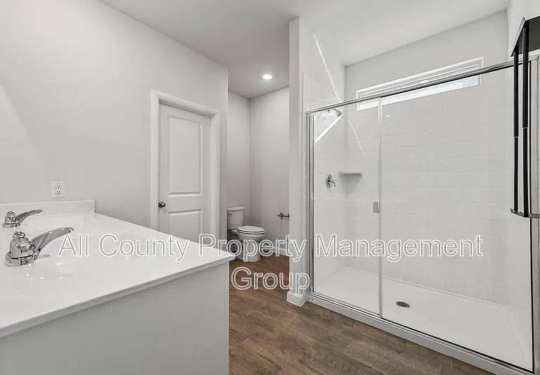 131 Orchard Pines Pl — Photo 16
