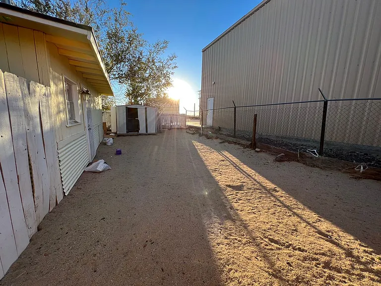 6513 Ash Ave — Photo 12