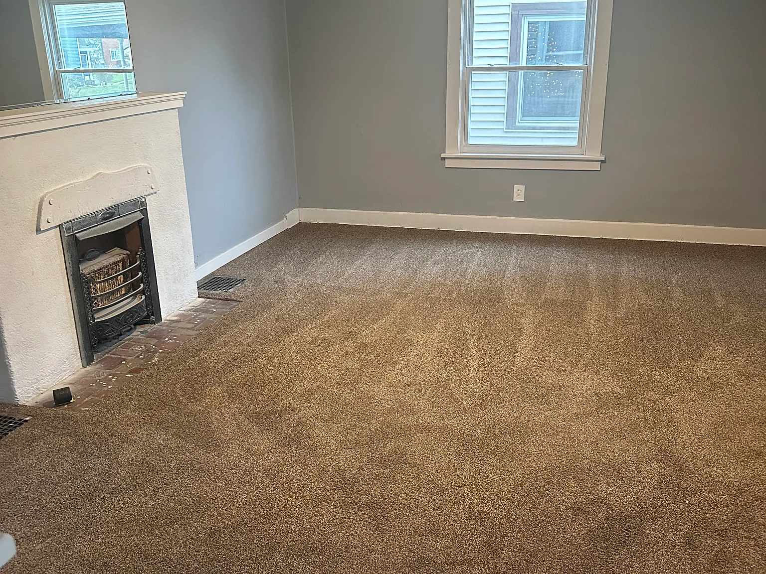 3 bed, 1.5 bath, 1288 sqft, $1,195 — Photo 2