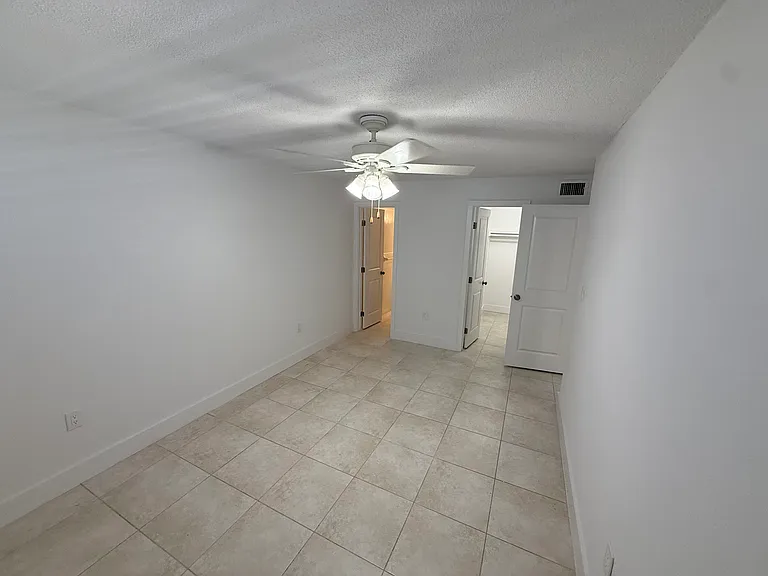 230 Danube Ave #103 — Photo 11