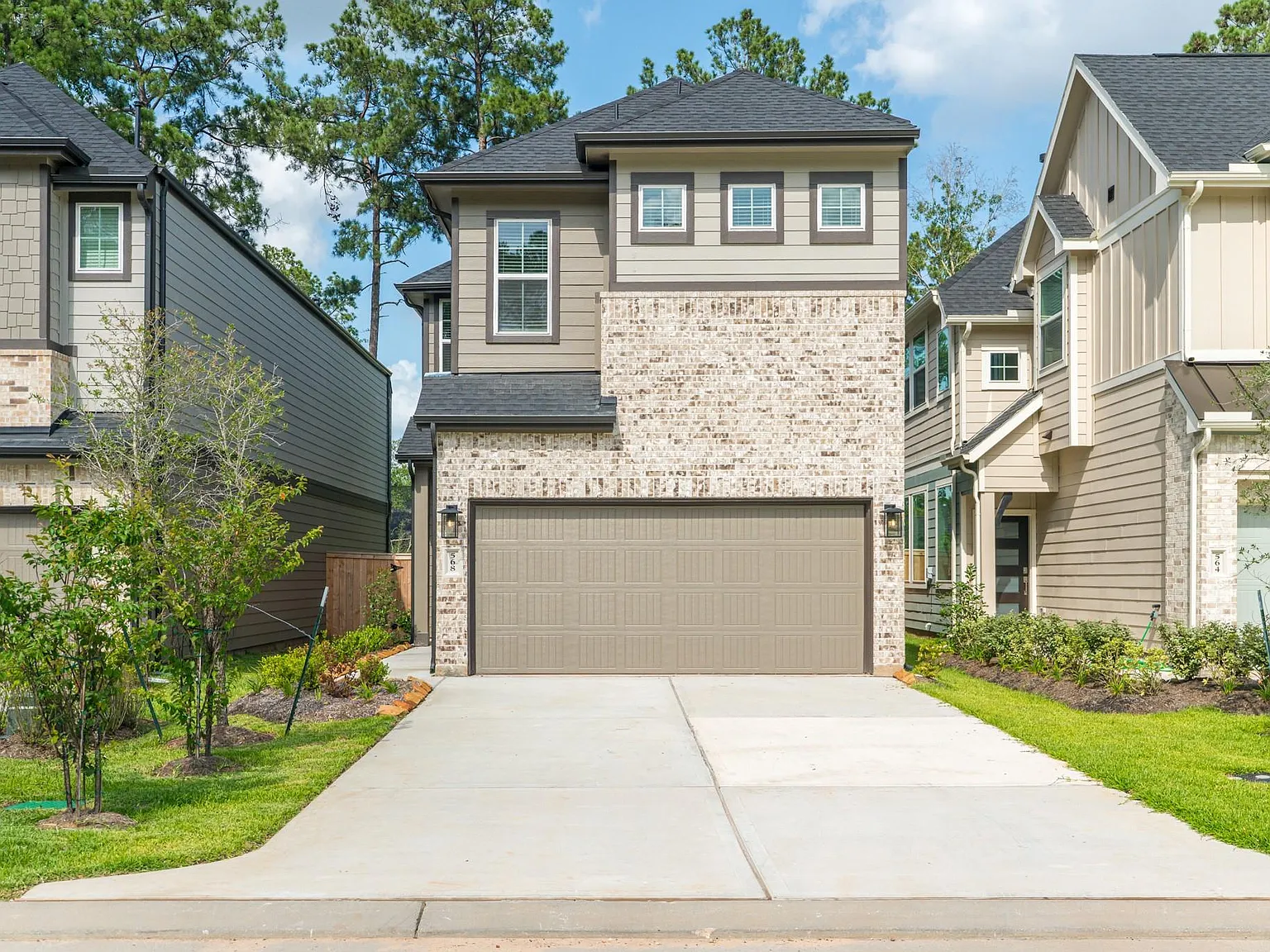 3 bed, 2.5 bath, 1710 sqft, $2,350 — Photo 1