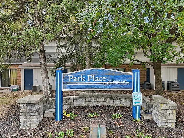 Park Place Apartments — Photo 27