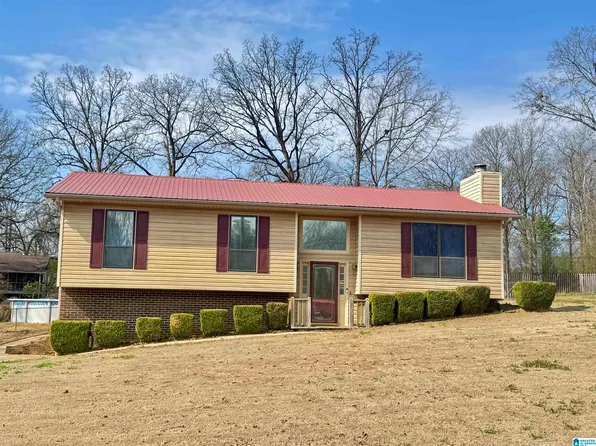 322 Southern Hills Dr, Calera, AL 35040