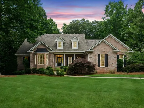 3445 Strawberry Ln, Cumming, GA 30041