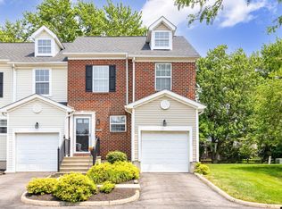 2668 Sawmill Reserve Dr, Powell, OH 43065