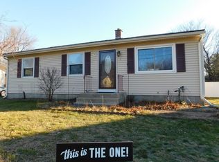 15 Garford St, Springfield, MA 01118