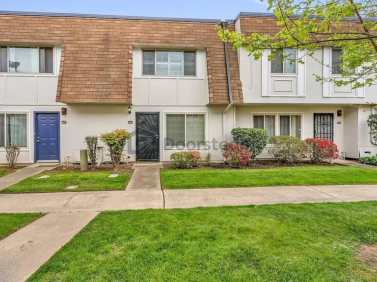 8809 Salmon Falls Dr #C — Photo 22