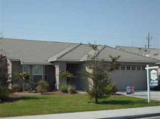 1913 Rawson Ave, Sanger, CA 93657